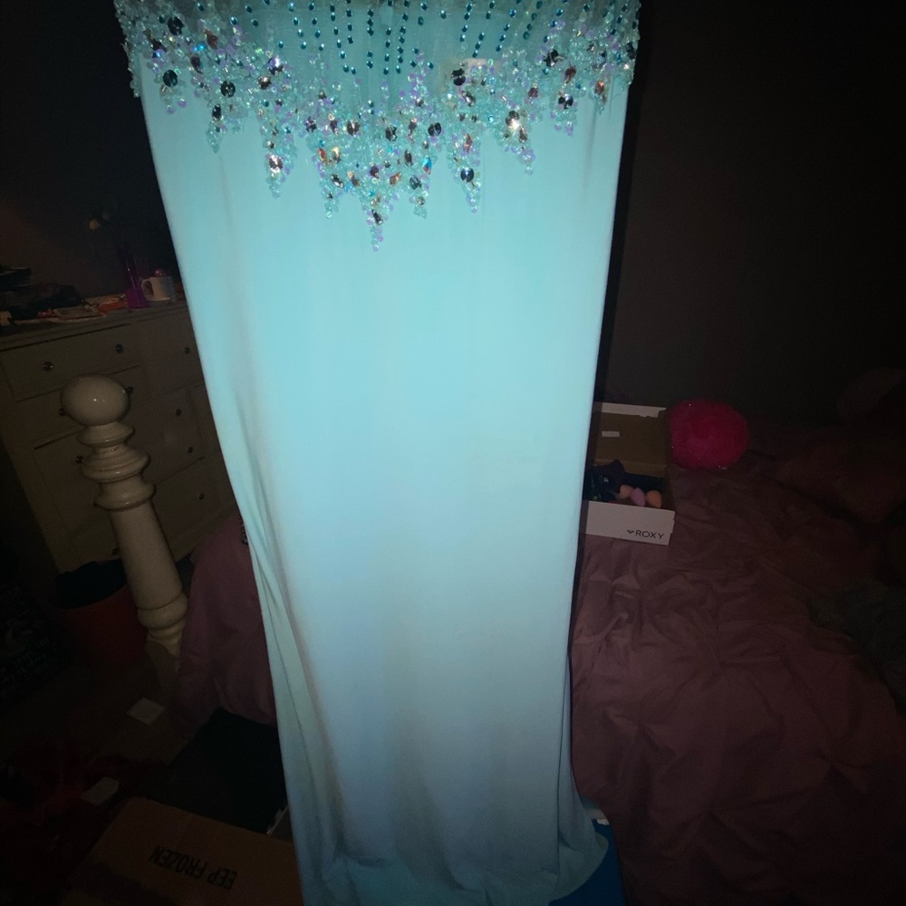 Prom Dress - Picture 3 of 7